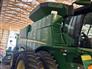 John Deere 2012 S670 Combines