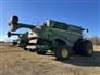 John Deere 2023 X9 1000 Combines