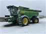 John Deere 2022 X9 1100 Combines