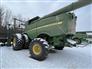 John Deere 2015 S690 Combines