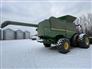 John Deere 2016 S690 Combines