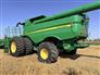 John Deere 2018 S780 Combines