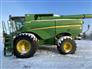 John Deere 2018 S790 Combines
