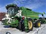 John Deere 2018 S790 Combines