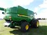 John Deere 2014 S690 Combines