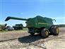 John Deere 2014 S690 Combines