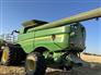 John Deere 2013 S670 Combines