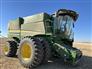 John Deere 2021 S790 Combines