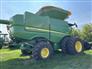 John Deere 2017 S690 Combines