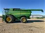 John Deere 2014 S680 Combines