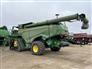 John Deere 2022 X9 1100 Combines