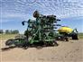 John Deere 2020 P556 Air Seeders / Air Carts