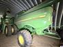 John Deere 2013 S670 Combines