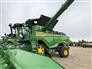 John Deere 2026 X9 1100 Combines