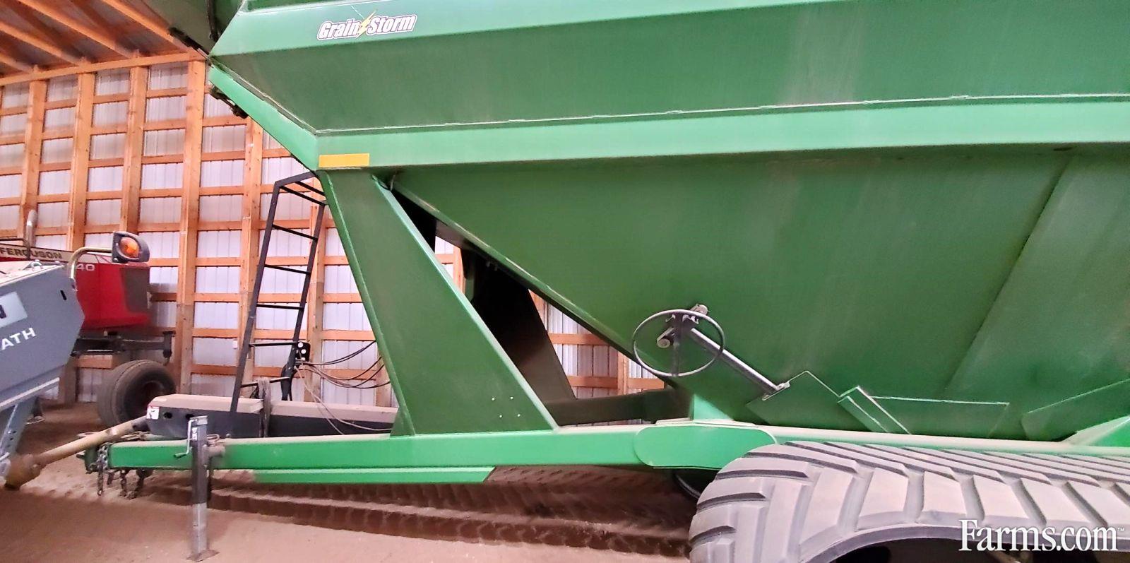 2014 J&M 150122 T Grain Cart for Sale