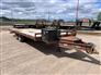 2017 PJ Trailers T8222 Flatbed Trailer / Equipment Hauler