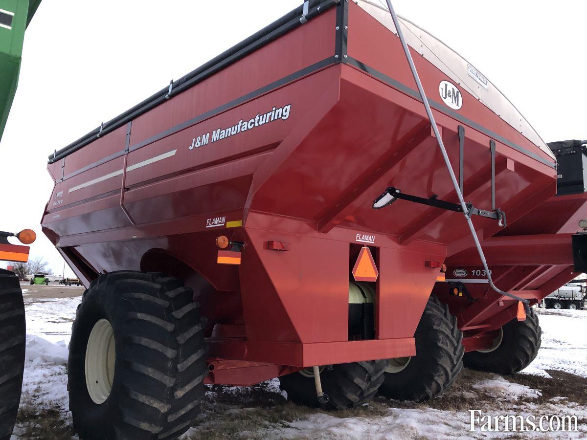 J&M 2012 1000 Grain Storm Grain Carts for Sale