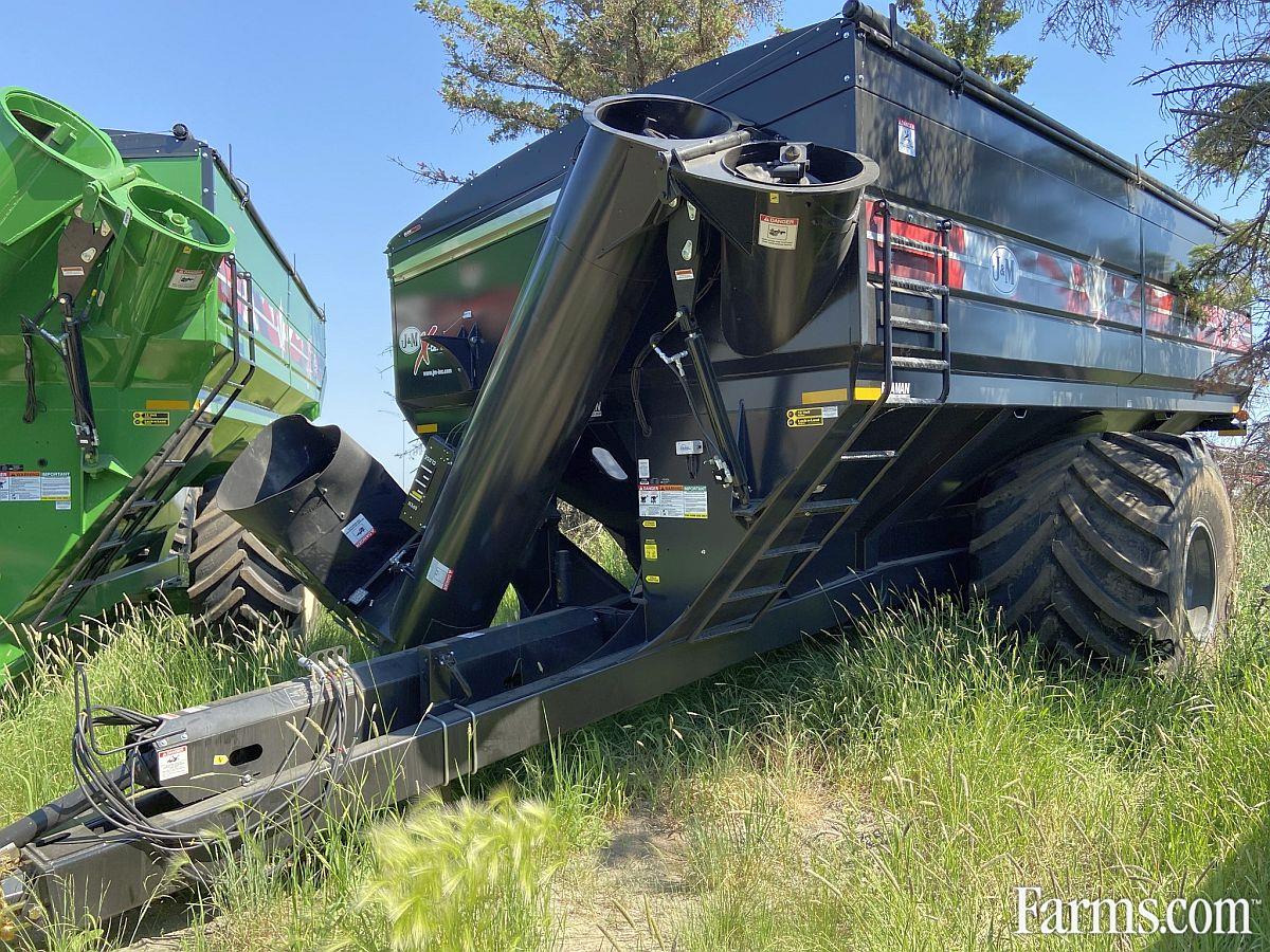 J&M 2021 143222S Grain Carts for Sale