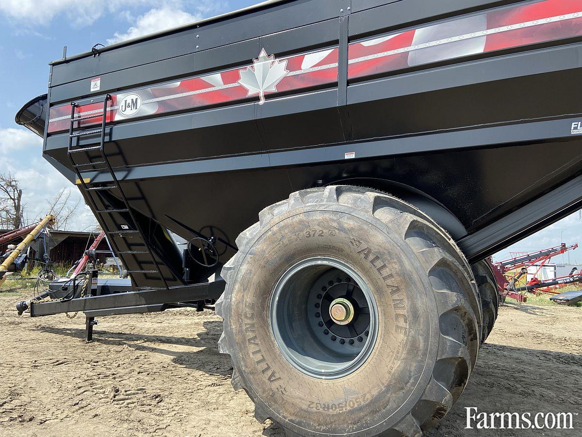 J&M 2021 152220S Grain Carts for Sale