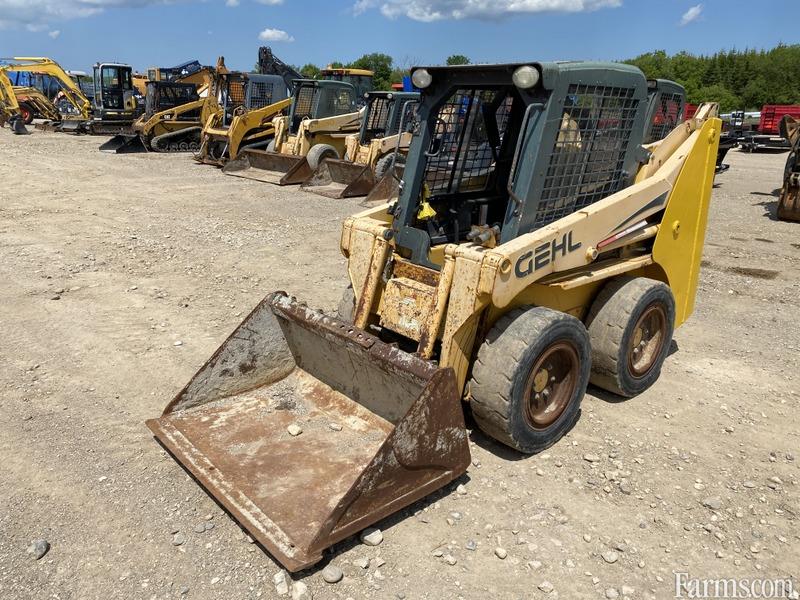 Gehl 2005 3935 Skid Steers for Sale