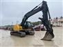 2013 John Deere 225D Excavator
