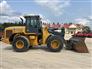 John Deere 2004 624J Backhoes & Loaders