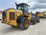 John Deere 2004 624J Backhoes & Loaders
