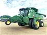 John Deere 2007 9860 STS Combines