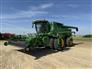John Deere 2018 S790 Combines