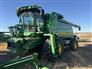 John Deere 2013 T670 Combines