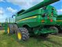 John Deere 2012 S690 Combines