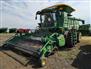 John Deere 2015 S680 Combines