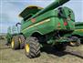 John Deere 2015 S680 Combines