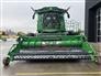 John Deere 2018 S790 Combines