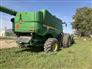 John Deere 2015 S690 Combines