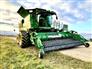 John Deere 2012 S680 Combines