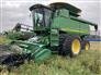 John Deere 2004 9860 STS Combines