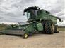 John Deere 2017 S680 Combines