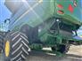 John Deere 2019 S790 Combines