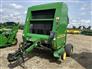 2001 John Deere 567