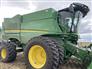 John Deere 2021 S790 Combines