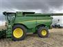John Deere 2021 S790 Combines
