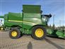 John Deere 2017 S680 Combines
