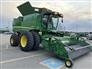 John Deere 2017 S680 Combines