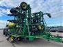 John Deere 2011 1870 Air Seeders / Air Carts