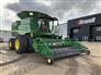 John Deere 2015 S680 Combines