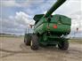 John Deere 2015 S680 Combines