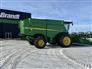 John Deere 2013 S690 Combines
