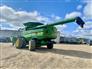 John Deere 2012 S680 Combines