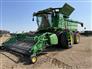 John Deere 2015 S680 Combines